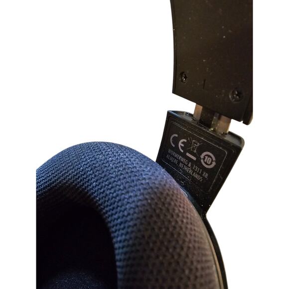 Corsair HS35 Surround v2 Multiplatform Wired Gaming Headset - Picture 4 of 6